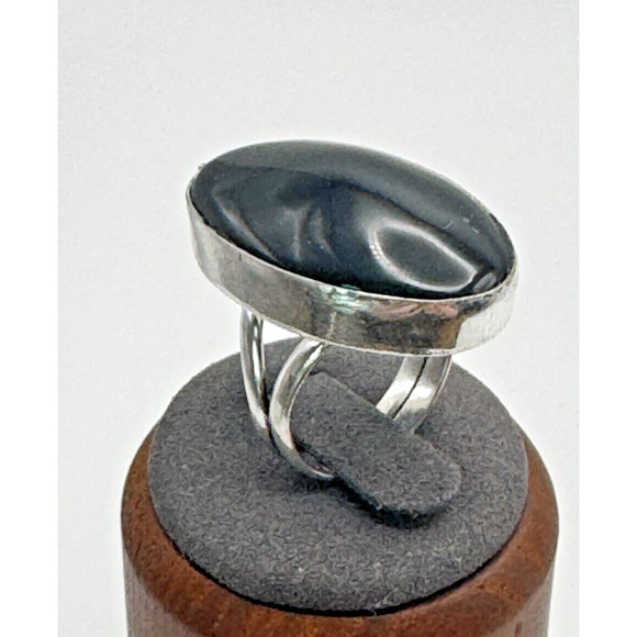 Vintage Black Onyx Cocktail Ring .925 Stone Sz 7.5 - 8.95 Grams - Picture 3 of 4